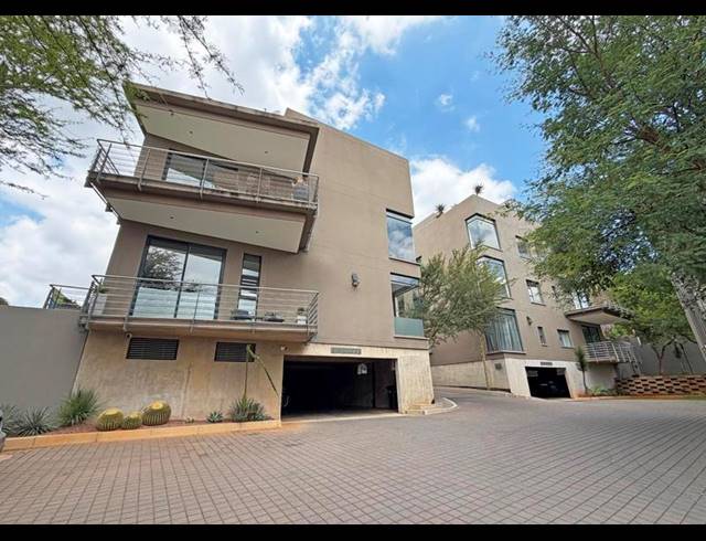 2 BEDROOM APARTMENT FOR SALE IN FOREST TOWN